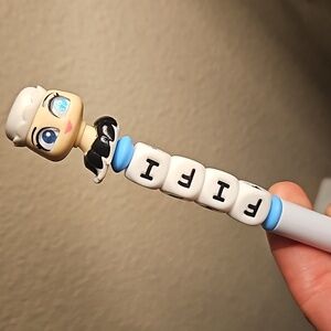Fifi (Plumette) Disney Doorables Pen Hand Crafted
